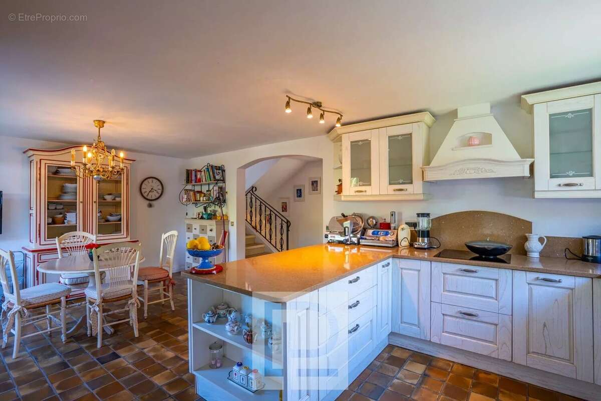 Basse Californie - Quartier Isola Bella - Maison familiale - photo 5