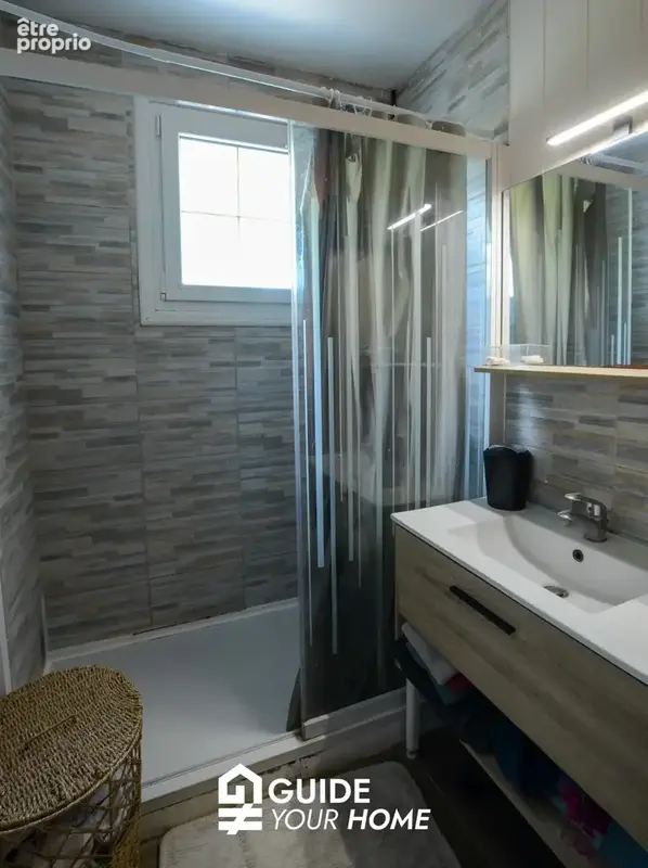 Maison de 5 pièces à vendre à CHATEAUROUX (36) - photo 5