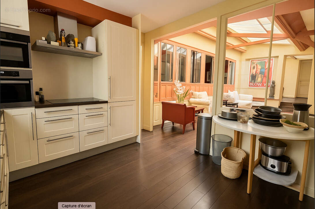 Appartement à PARIS-2E