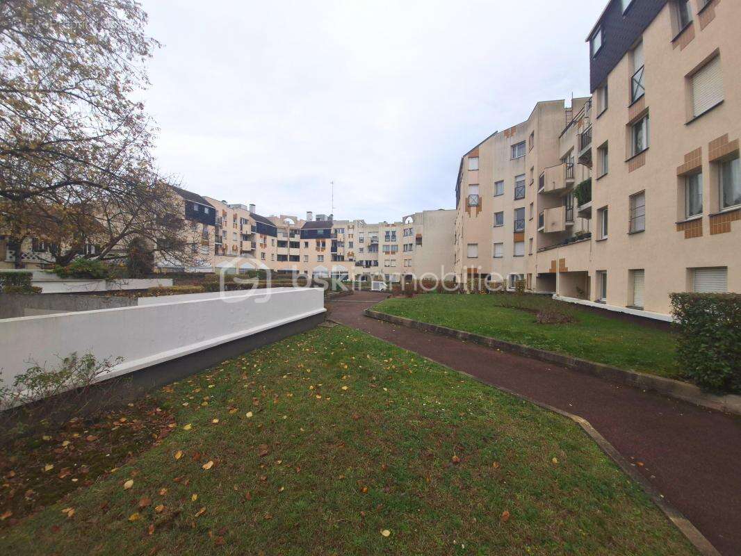 Appartement à SAVIGNY-SUR-ORGE