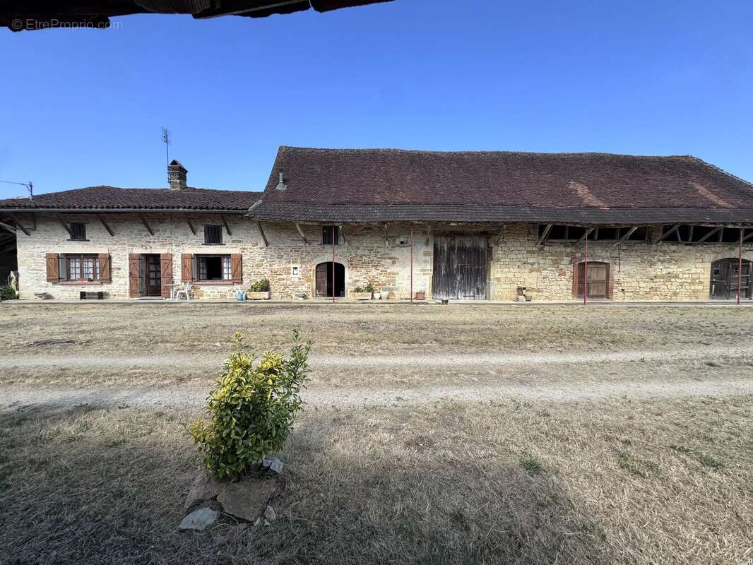 Ferme bressane de caractère sur près de 2,7 hectares – Un véritable havre de paix aux portes de Louhans - photo 22