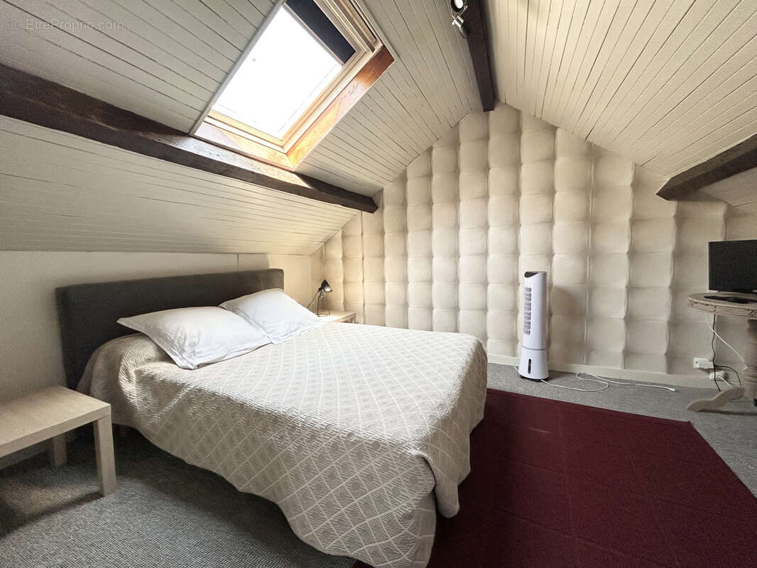 Maison à TERRASSON-LAVILLEDIEU