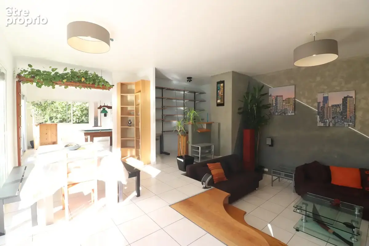 Maison familiale sur jolie parcelle végétalisée - photo 8