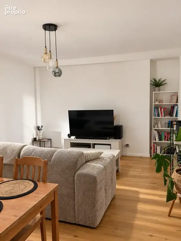 TOURCOING : Appartement 50 m2 avec balcon dans résidence 2012 - photo 1