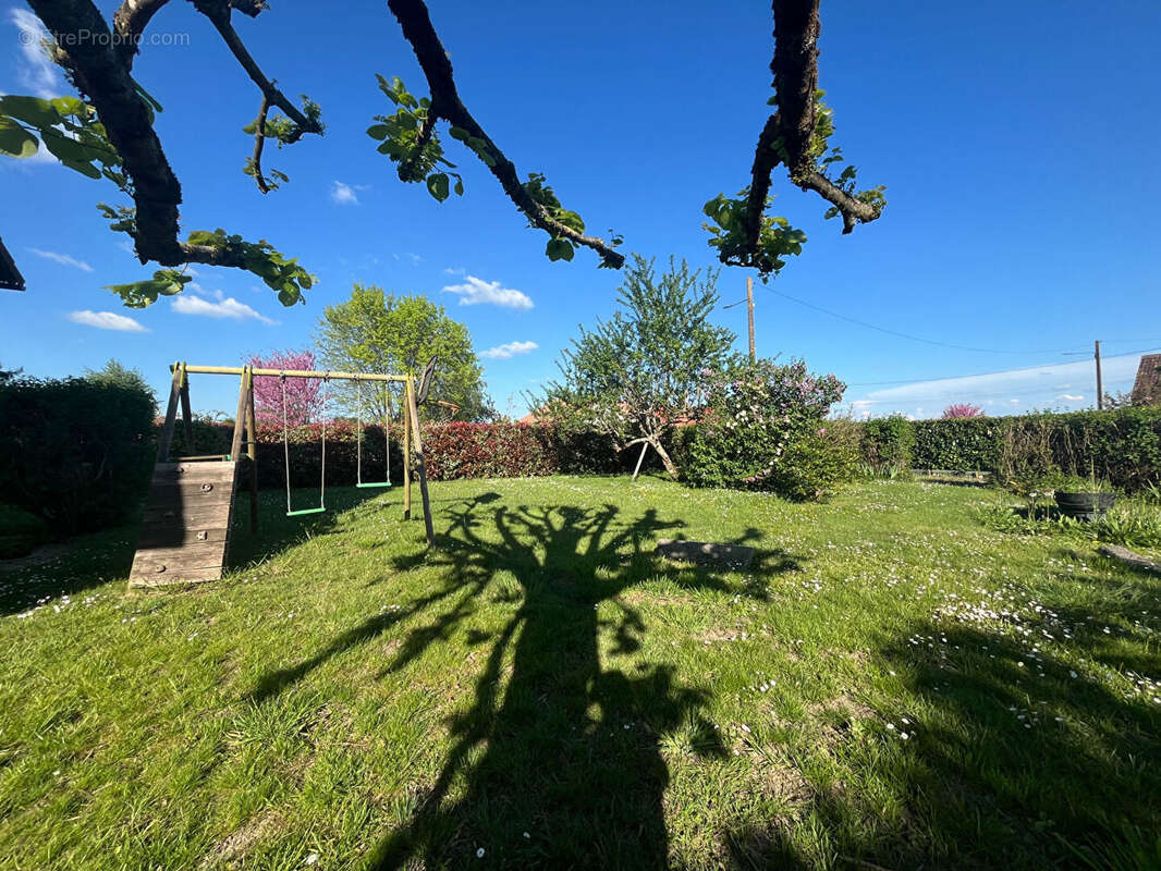 Maison à AUBIGNY-SUR-NERE