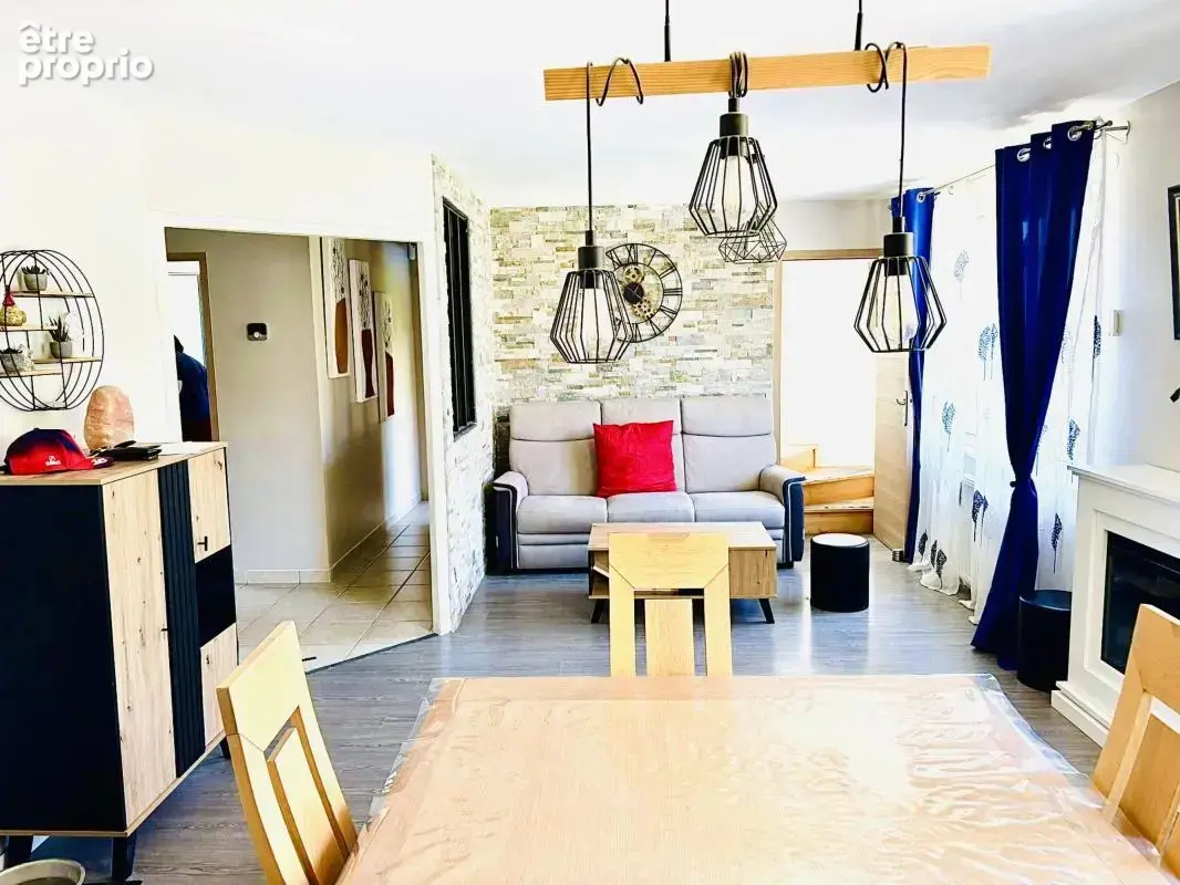Maison 5 pièces 119 m² à vendre à Vaugneray (69670) - photo 5