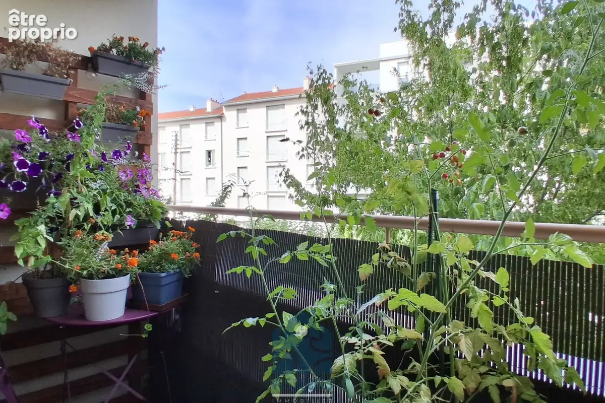 Appartement 4 pièces avec balcon, garage, stationnement et cave - photo 10