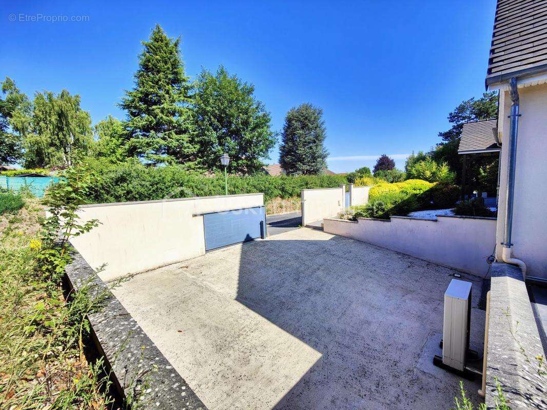 Maison à SAINT-GERMAIN-DE-LA-GRANGE