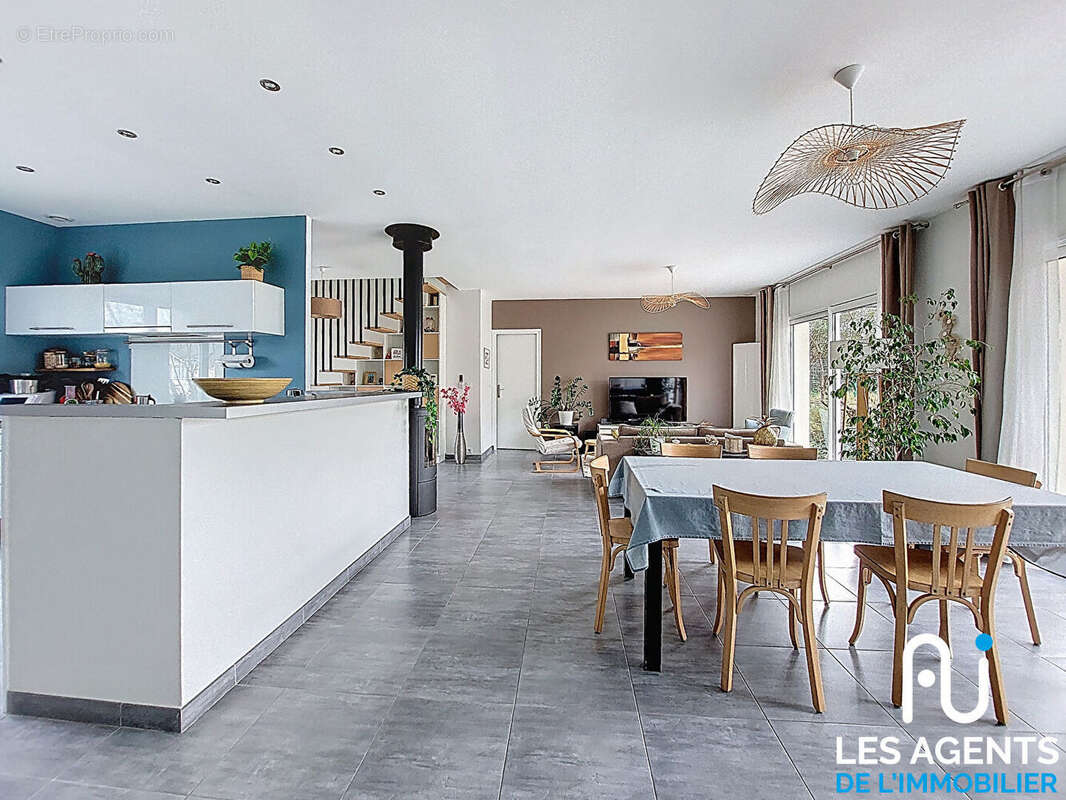 Maison à MEUNG-SUR-LOIRE