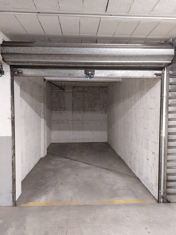Parking à NICE