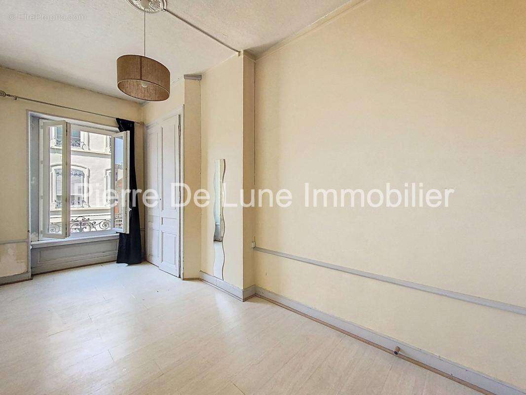 Appartement à LYON-6E
