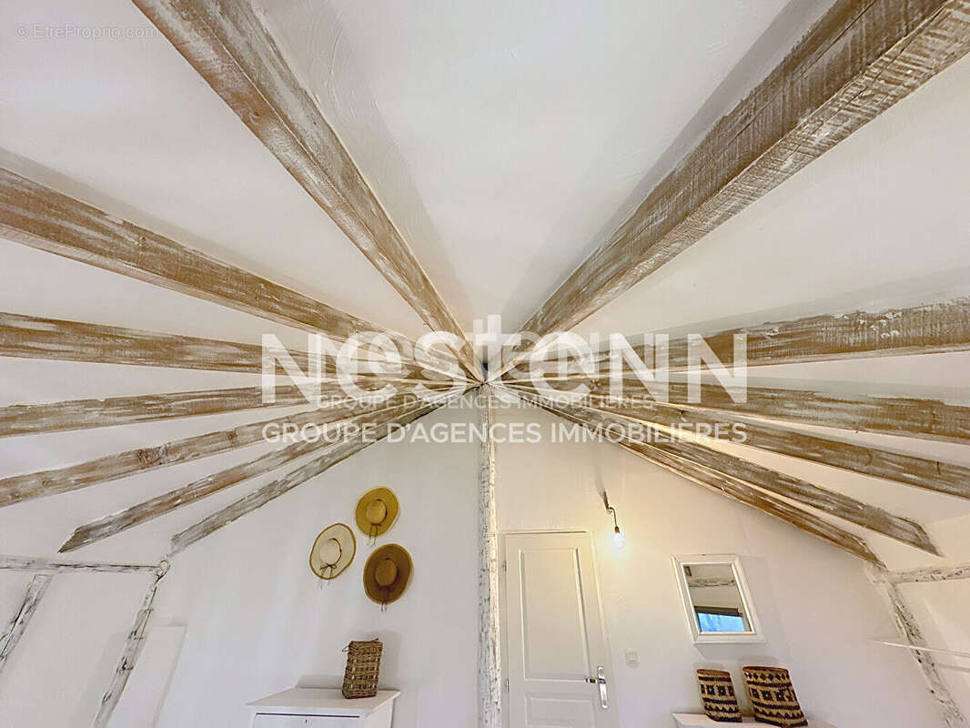 Maison à BELLEGARDE