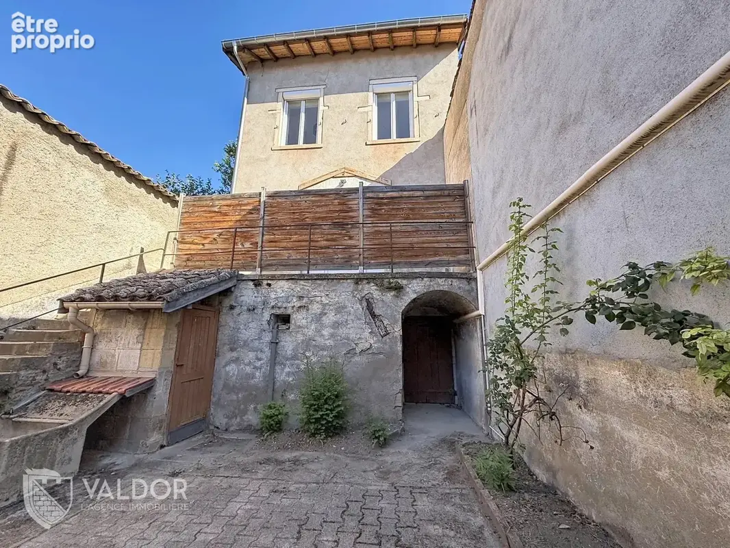 Maison avec garage et jardin hyper centre Montmerle - photo 12