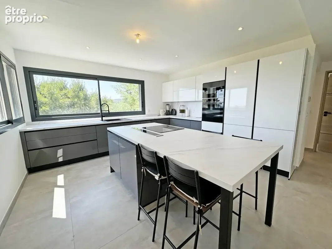 Vence - Villa contemporaine de 225 m2 avec vue mer - photo 5