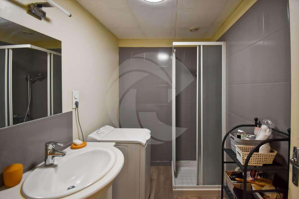 Appartement à NEGREPELISSE