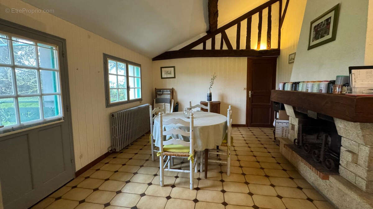 Maison à BRAIN-SUR-L'AUTHION