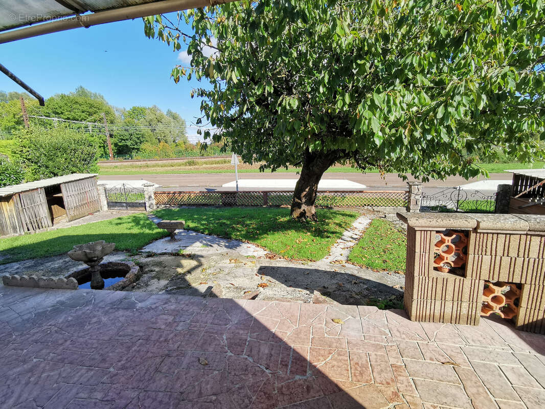 Maison à SAINT-MARTIN-DU-TERTRE