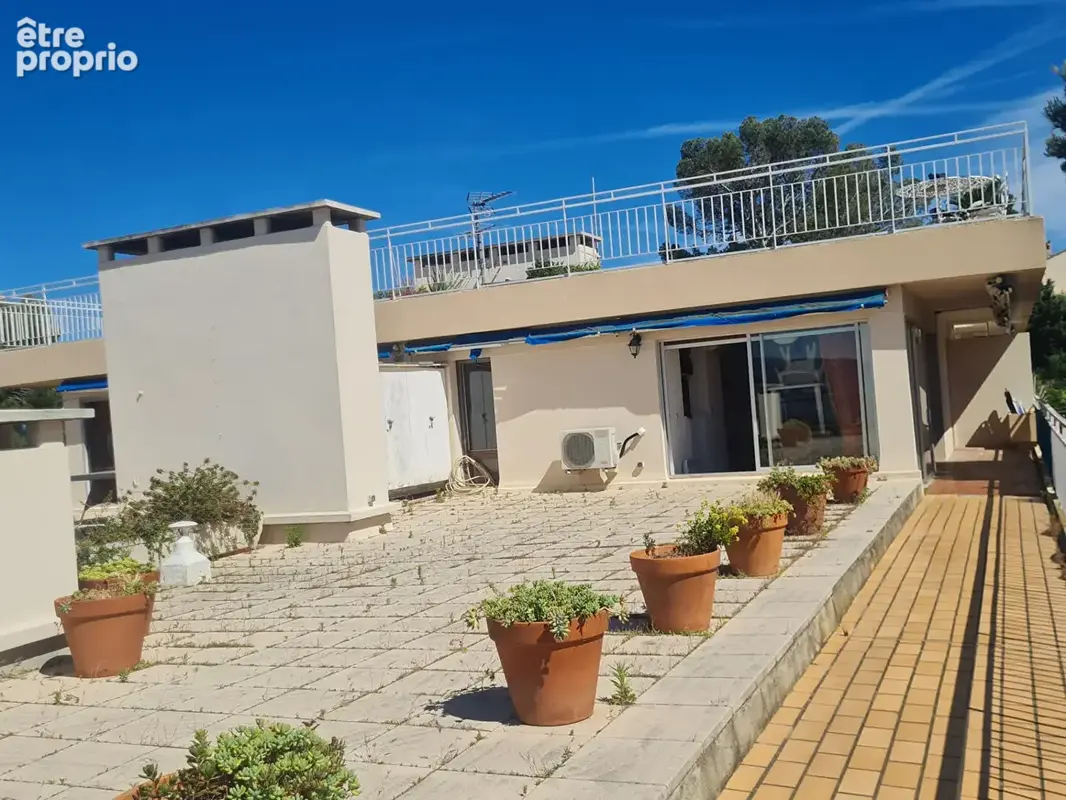 ** VUE MER Panoramique ** Appartement  3 Pièces de 51.83 m² **  (83430) Saint Mandrier sur mer ** - photo 12