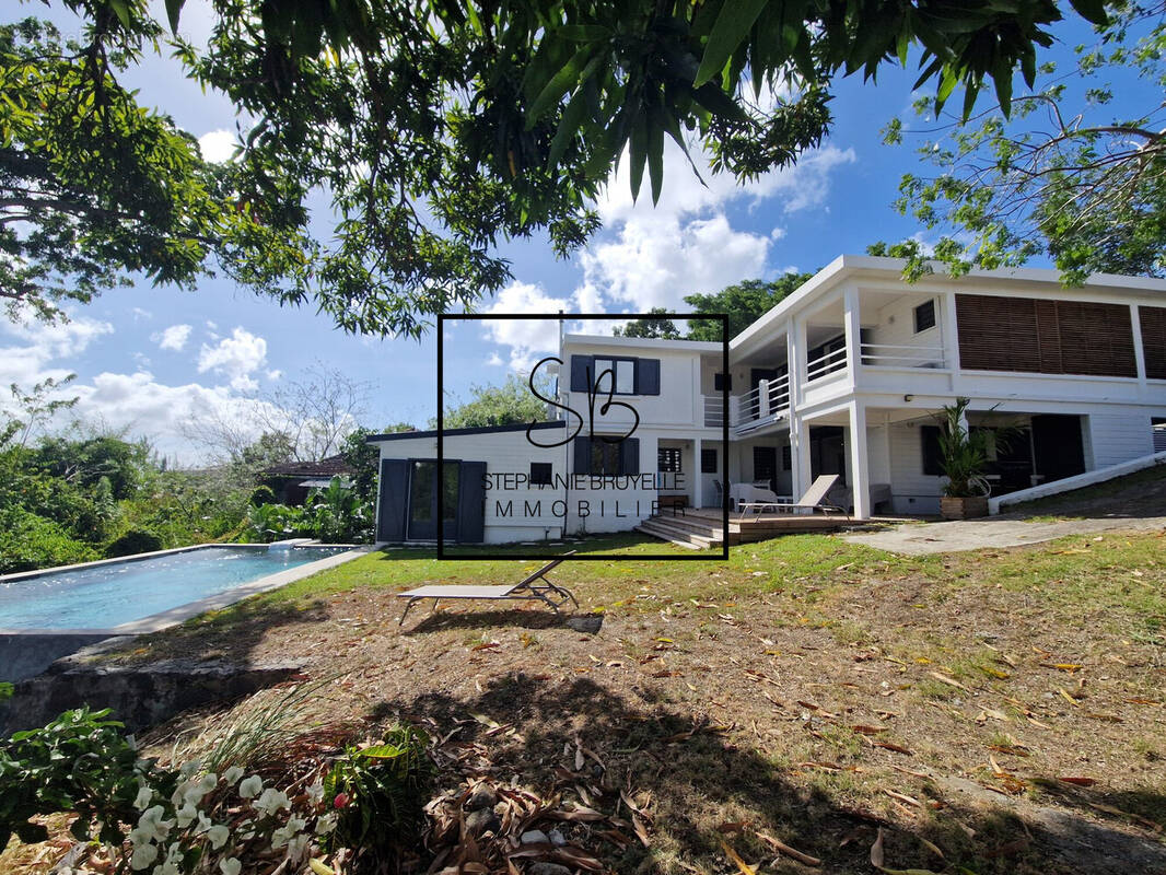 Maison à FORT-DE-FRANCE