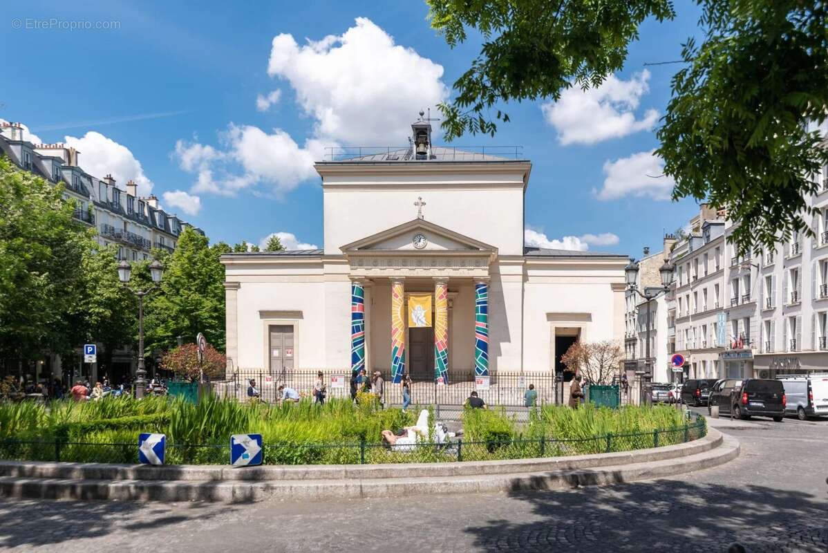 Appartement à PARIS-17E