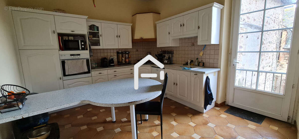 Appartement à JUILLAC