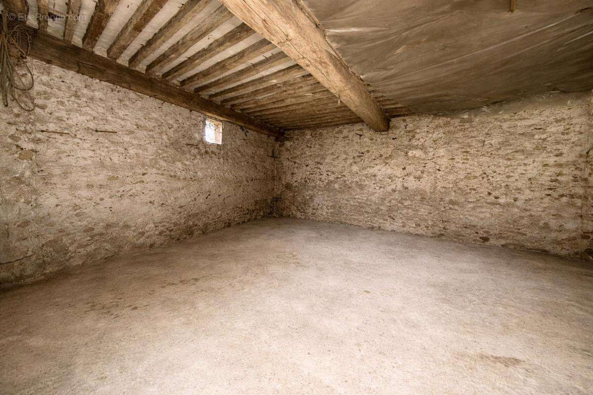 Maison à COURDIMANCHE