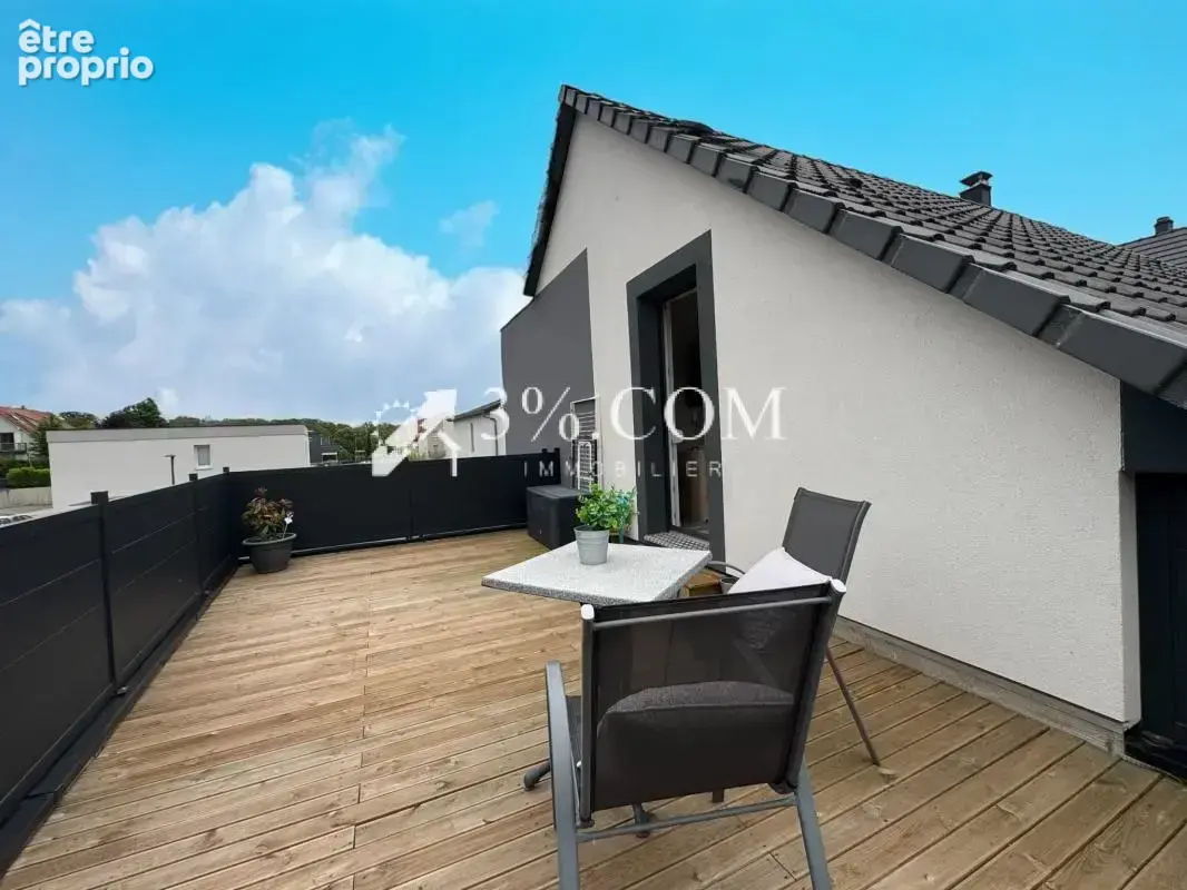 3%COM Belle maison récente avec piscine et jardin - photo 16