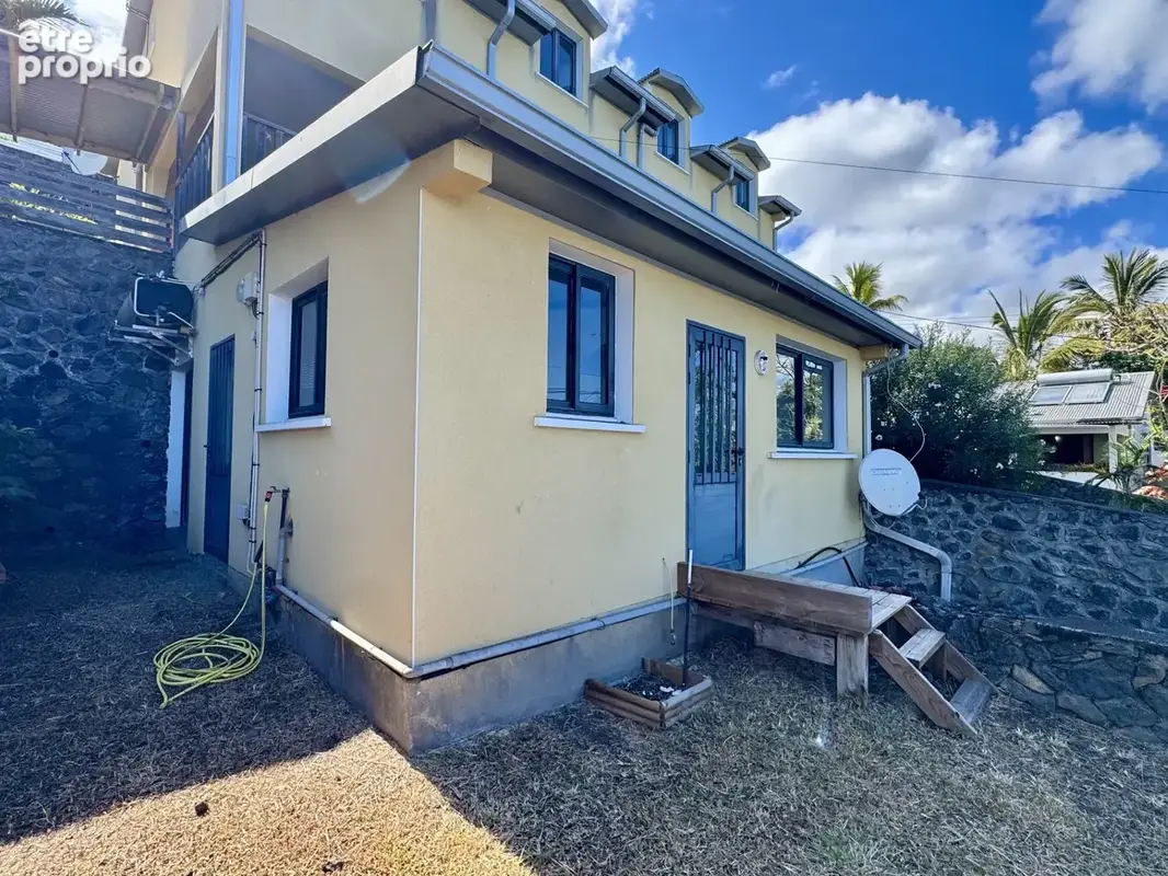 Photo Appartement à Saint-Leu au prix de 195 000€