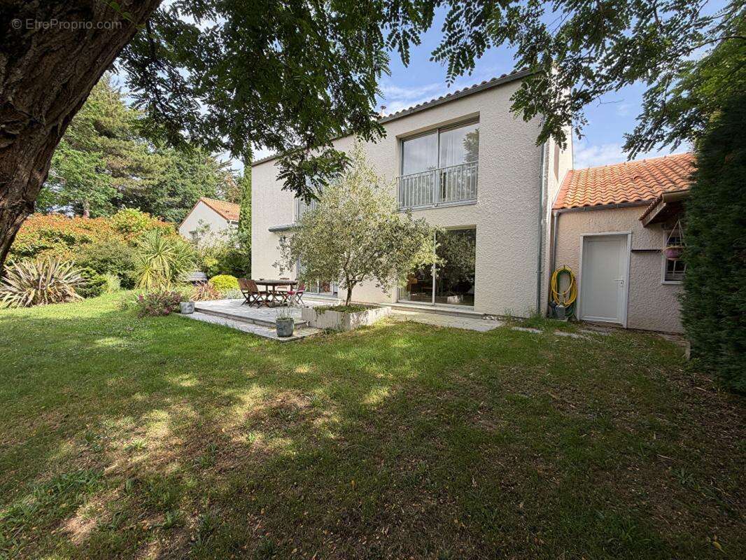 Maison Basse Goulaine 7 pièce(s) 182 m2 - photo 4