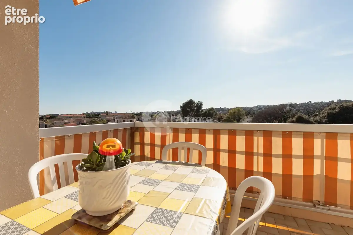 Vente de la Nue propriété d'un appartement T3 à Antibes - photo 3