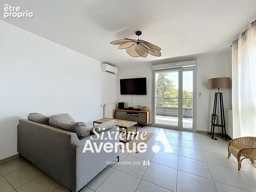 Appartement Meyzieu 4 pièce(s) 77.12 m2 - photo 4