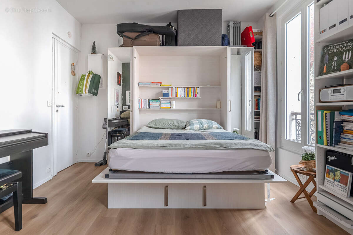 Appartement à PARIS-18E