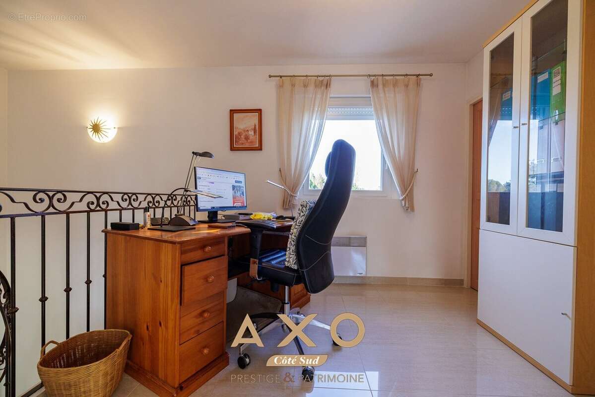 Maison à SAINT-CANNAT