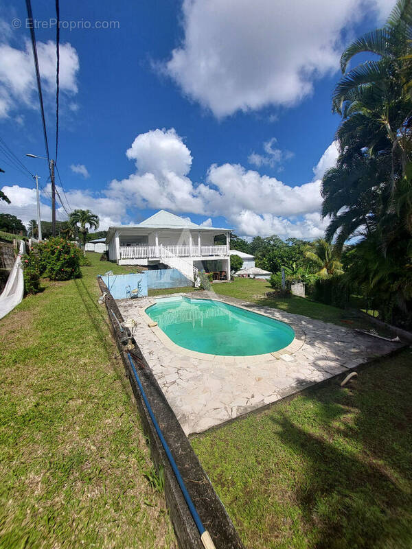 Maison à SAINT-JOSEPH