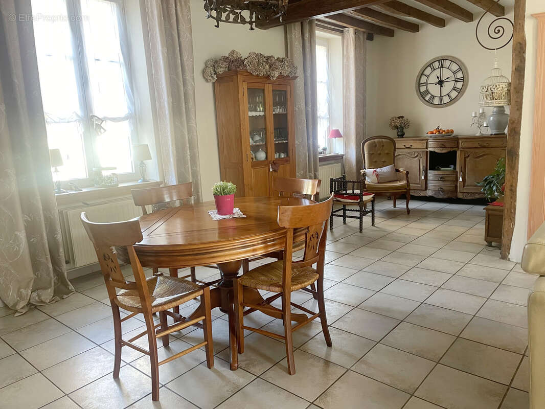 Maison à NOAILLES