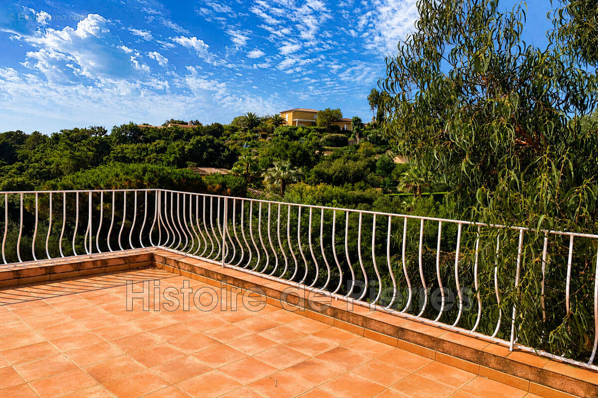 Maison à Grimaud  - photo 4