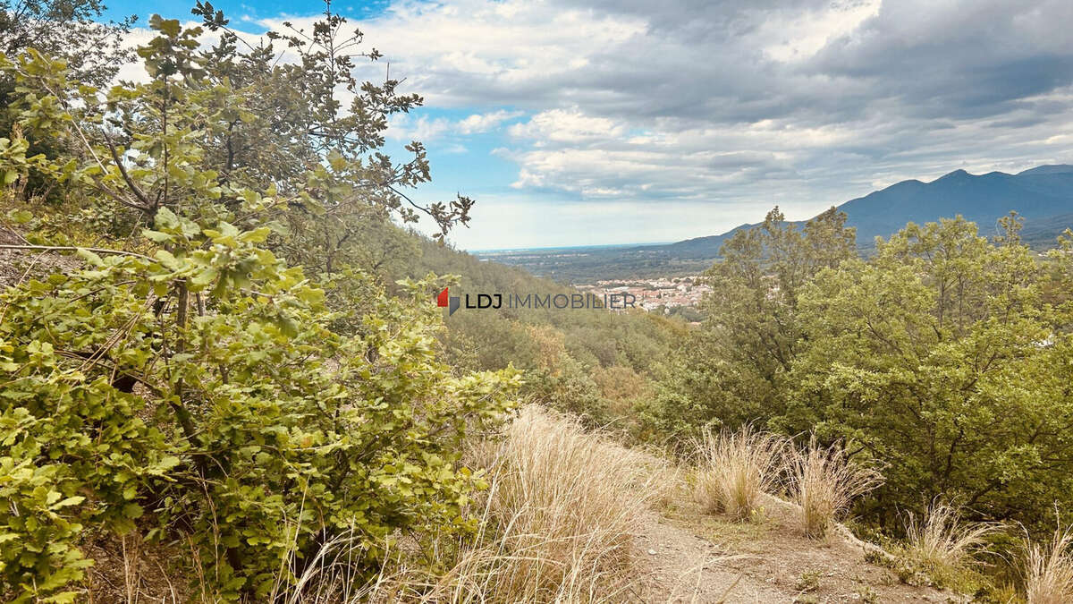 Terrain à CERET