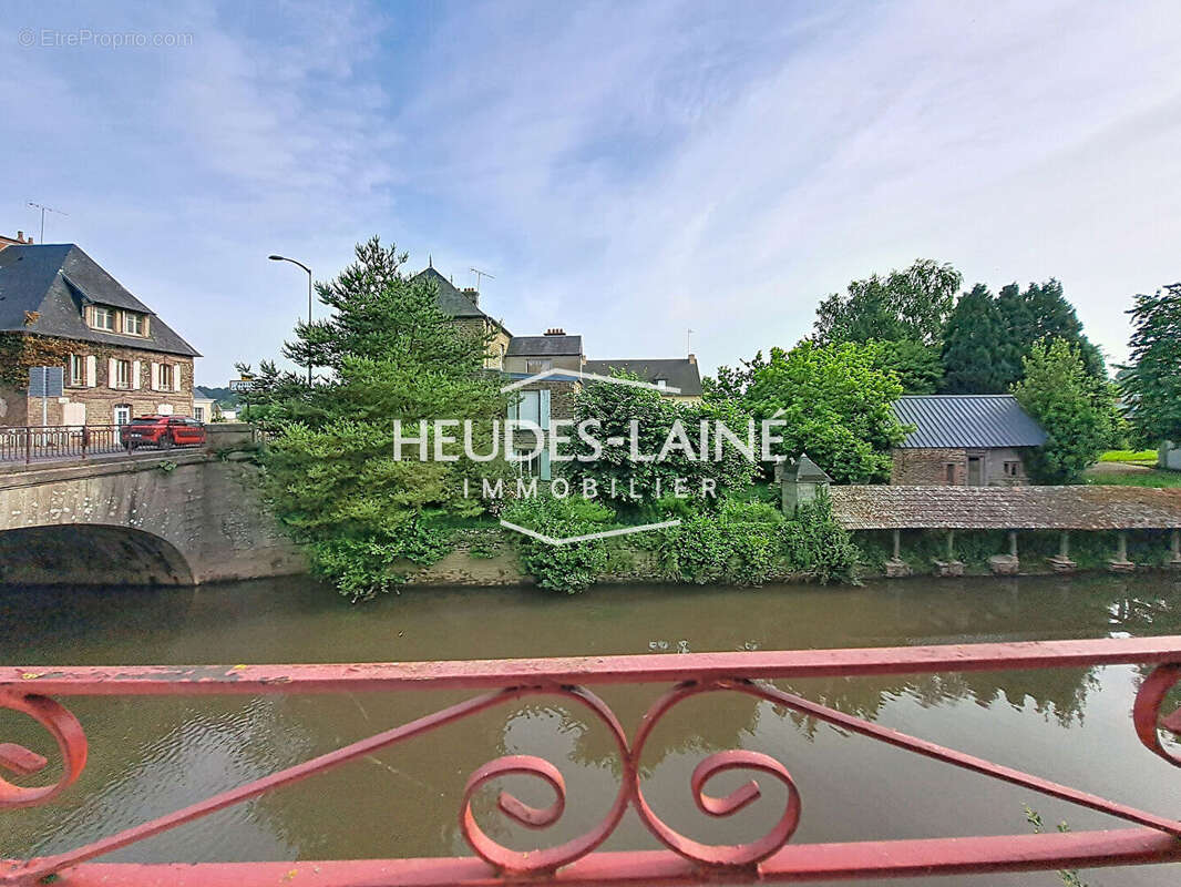 Propriété à vendre - spacieuse maison principale et appartement indépendant - SAINT HILAIRE DU HARCOUET - 50600 - photo 14