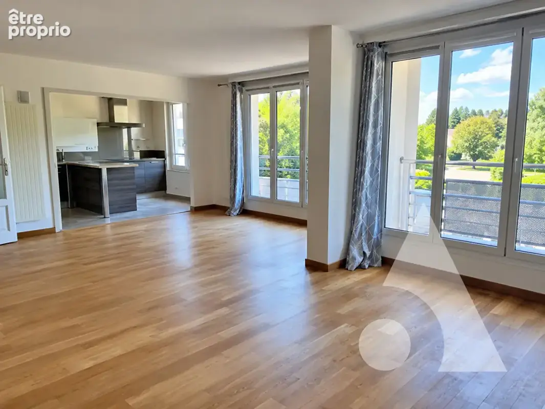 Divonne Centre - Appartement 3 chambres - 118 m² - photo 3