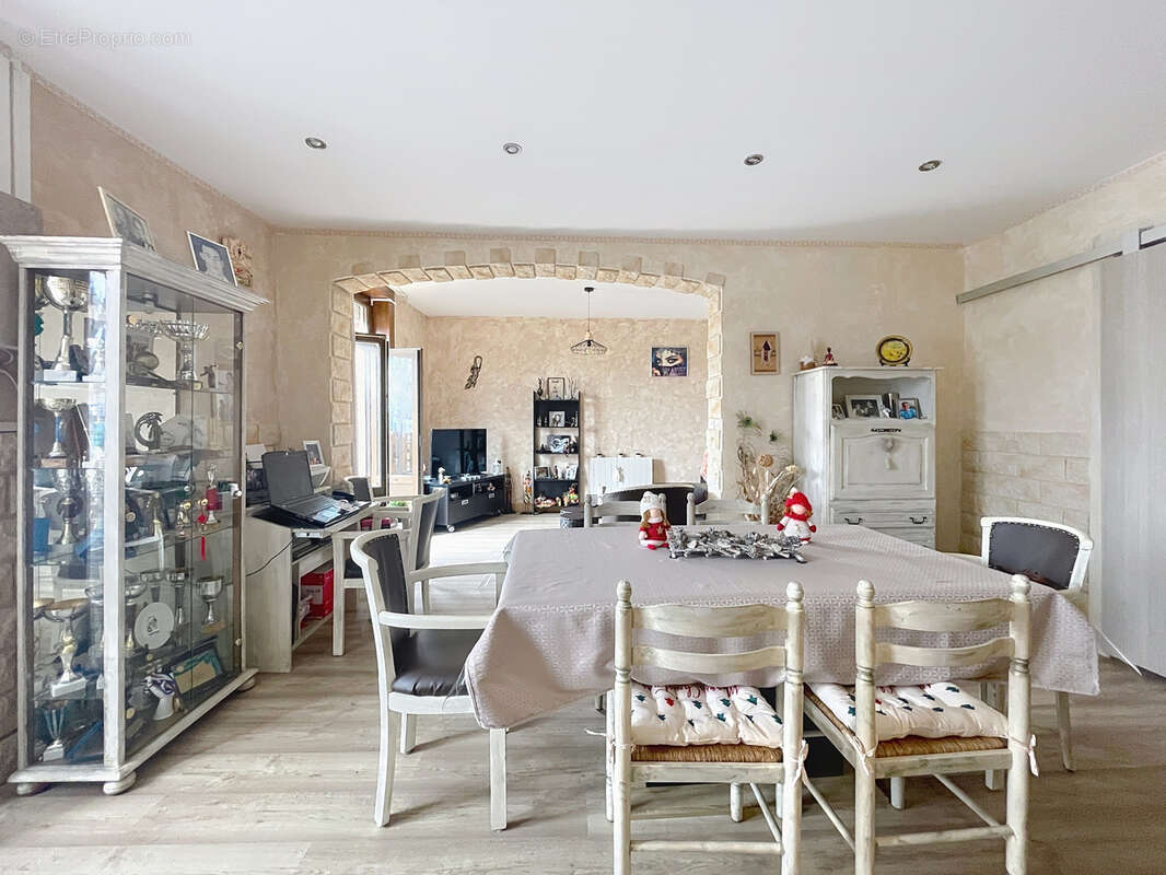 Appartement à LA TALAUDIERE