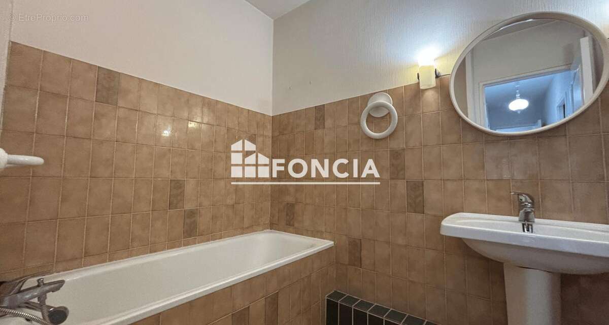 Appartement à SAINT-ETIENNE