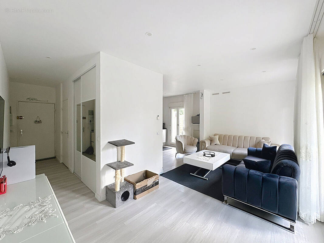 Appartement à ELANCOURT