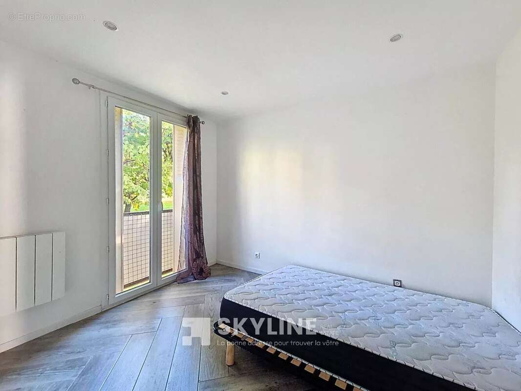 Appartement à MARSEILLE-9E