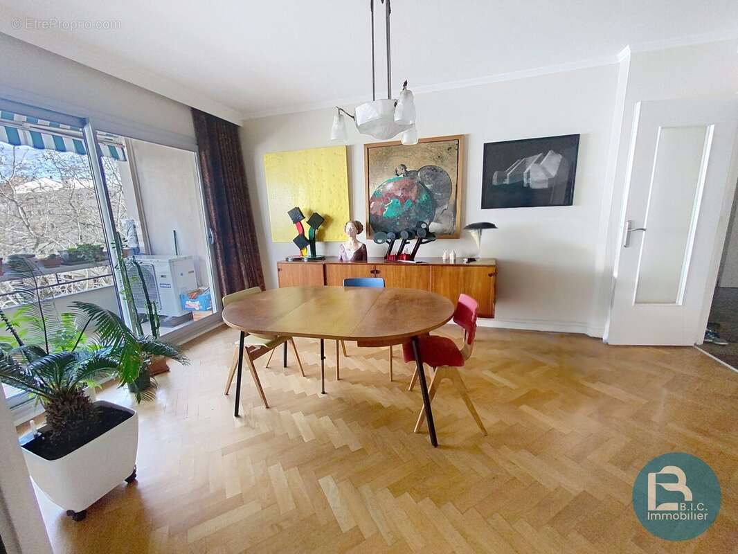 Appartement à LYON-3E