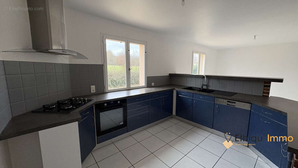 Maison à BAR-SUR-AUBE