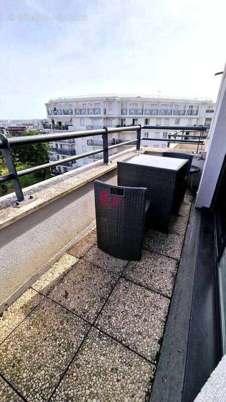 Appartement à CHATILLON