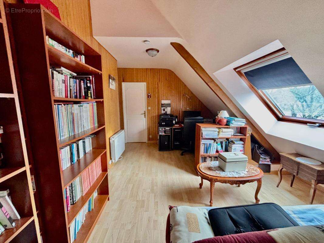 Maison à LE VAL-SAINT-PERE