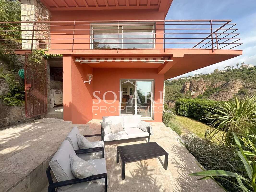 Maison à THEOULE-SUR-MER