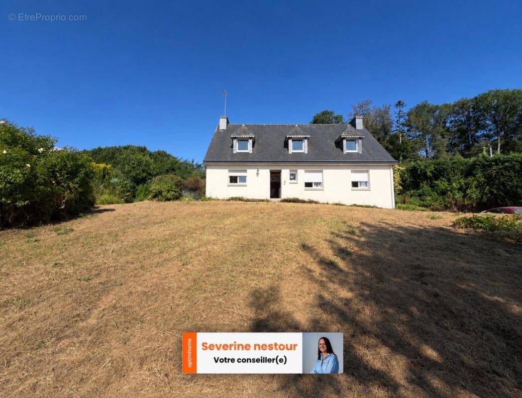 Maison à KERNASCLEDEN