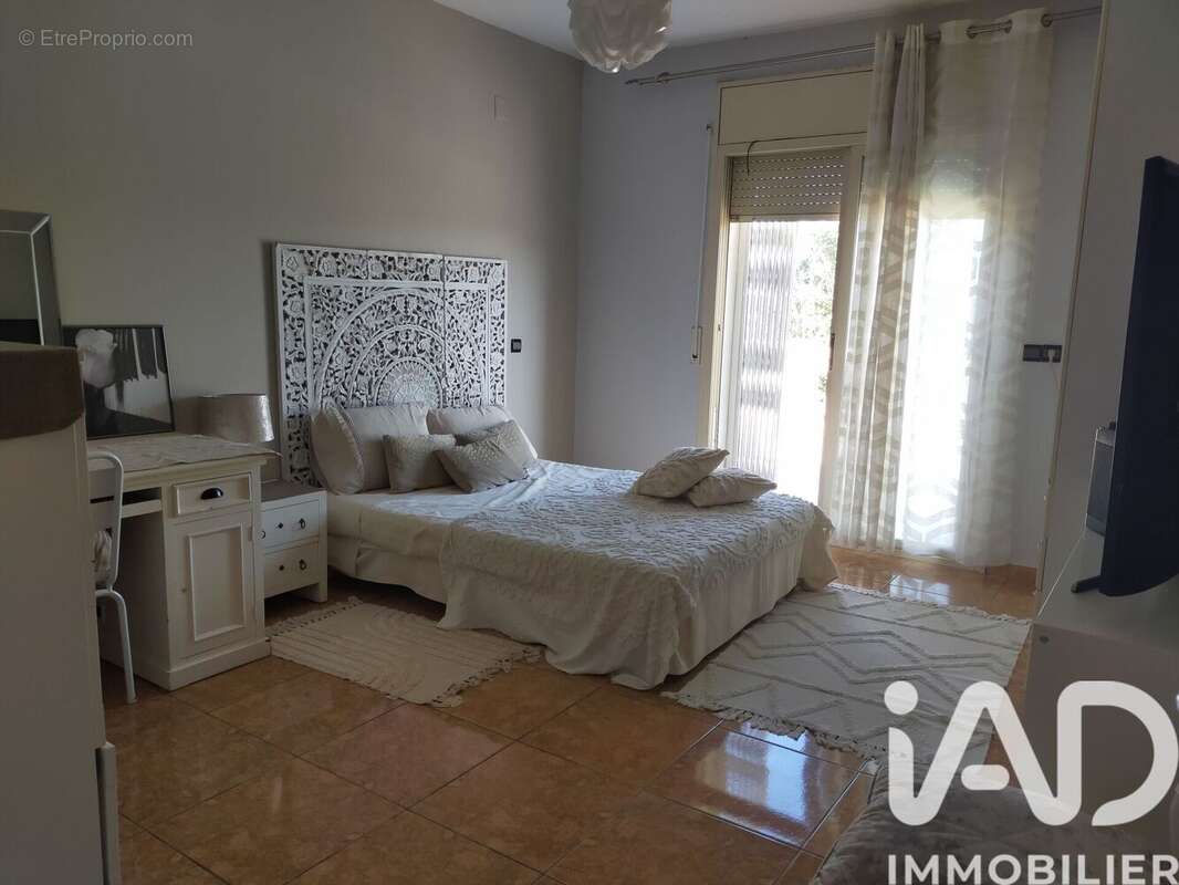 Photo 8 - Maison à SORGUES